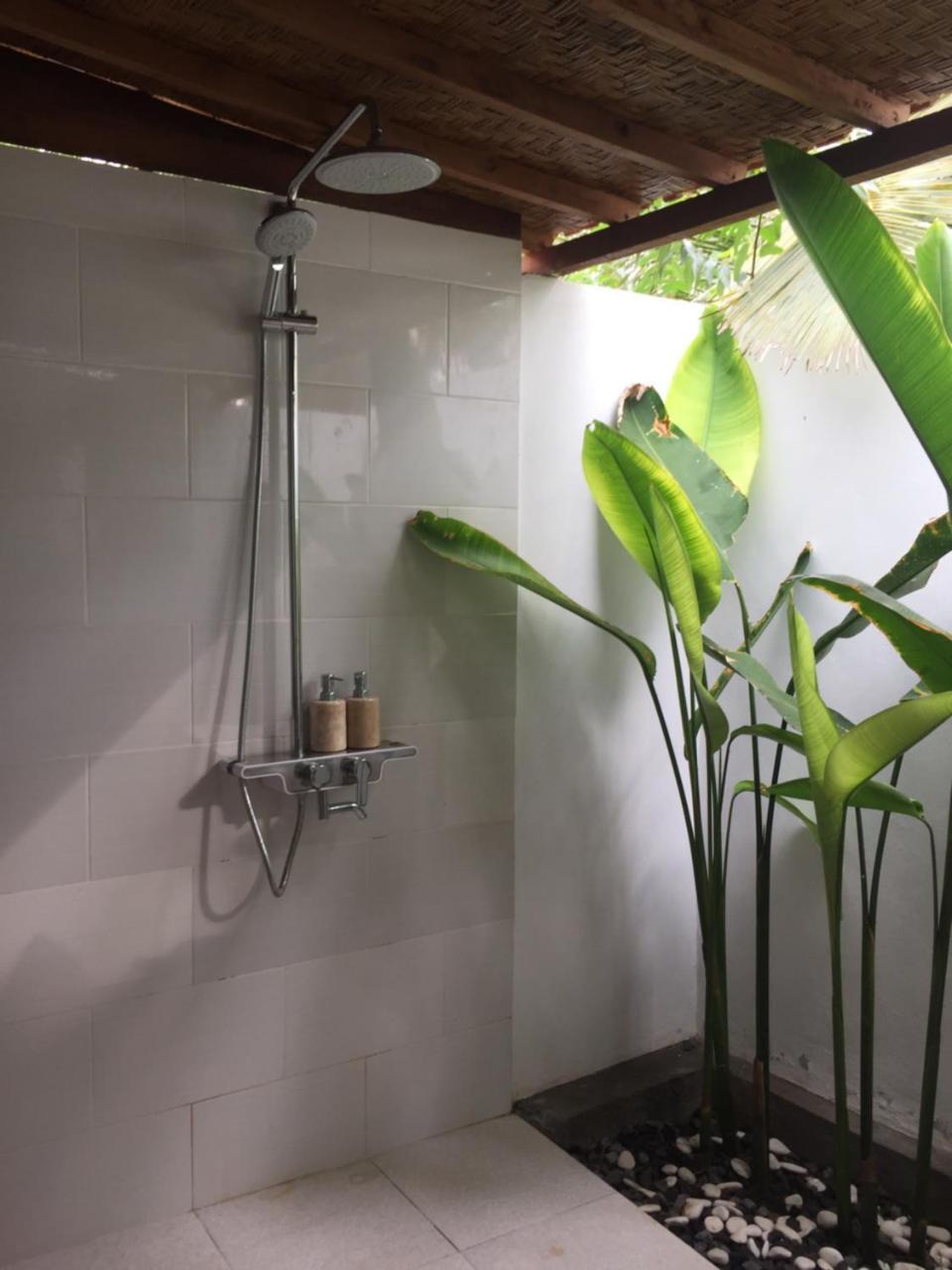Green Garden Lembongan Yoga Spa And Holistic Healing Center Екстериор снимка
